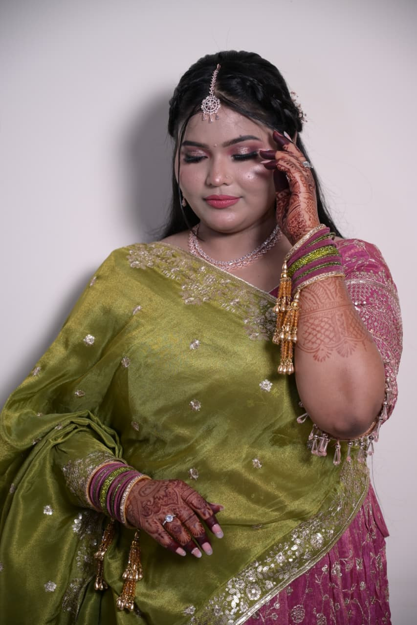 Through shaadimediator.com we are match great thank u shaadimediator.com and we are appreciate you our finding match.